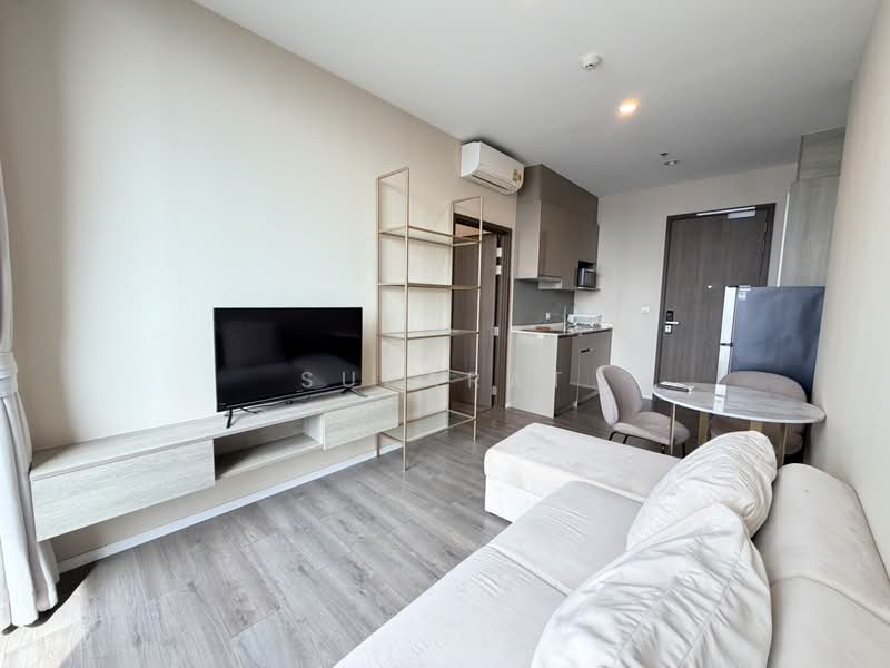 Whizdom Essence, Bangkok, 5 Piyabutr 1 Alley, Bang Chak, Phra Khanong, Bangkok, 1 Bedroom, 34 sqm, Condo For Rent, by suparat, 500466985 - DDproperty.com