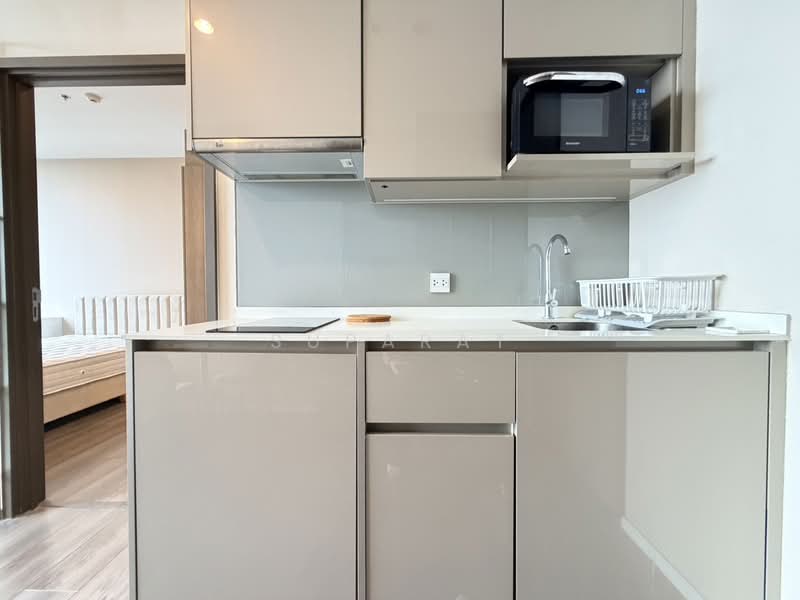 Whizdom Essence, Bangkok, 5 Piyabutr 1 Alley, Bang Chak, Phra Khanong, Bangkok, 1 Bedroom, 34 sqm, Condo For Rent, by suparat, 500466985 - DDproperty.com