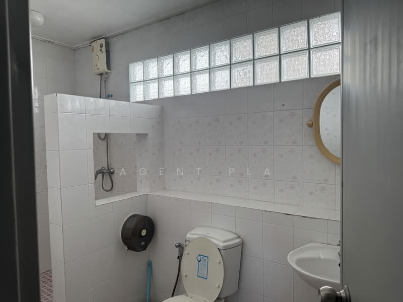 Home Office for Rent in Sukhumvit Area, Near BTS Udom Suk (SPSAD4114), Bangkok, Bang Na Nuea, Bang Na, Bangkok, 3 Bedrooms, 200 sqm, Single Detached House For Rent, by Agent Pla, 500467014 - DDproperty.com
