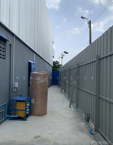 For Rent Warehouse 692 sqm near Suvarnabhumi Airport, Bang Phli Samut Prakan HRE01103, Samut Prakan, Rachathewa, Bang Plee, Samut Prakan, , 692 sqm, Warehouse/Factory For Rent, by Hero Realtor Co., Ltd., 500467022 - DDproperty.com