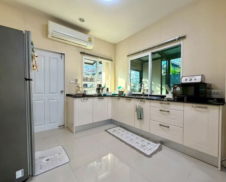 Lumpini Park Rattanathibet-Ngamwongwan, Nonthaburi, Rattanathibet Road, Bang Kra So, Muang Nonthaburi, Nonthaburi, 3 Bedrooms, 166 sqm, Condo For Sale, by HOME Real Estate Service, 500467032 - DDproperty.com