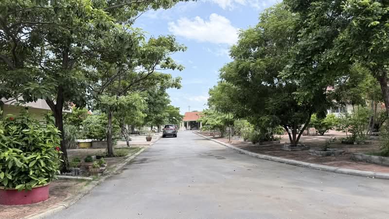 Land for Sale 10 Rai (Pink City Plan) in Na Di, Samut Sakhon with 3 Luxury Houses, Samut Sakhon, Na Di, Muang Samut Sakhon, Samut Sakhon, , 16,000 sqm, Land For Sale, by สุวพันธุ์ ศรีสังข์สุข, 500467036 - DDproperty.com