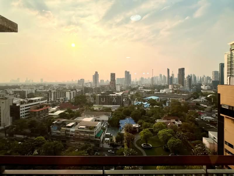 Rhythm Sukhumvit 42, Bangkok, Soi Sukhumvit 42, Sukhumvit Road, Phra Kanong, Khlong Toei, Bangkok, 1 Bedroom, 45 sqm, Condo For Rent, by Sompob Buaparungsri, 500467066 - DDproperty.com