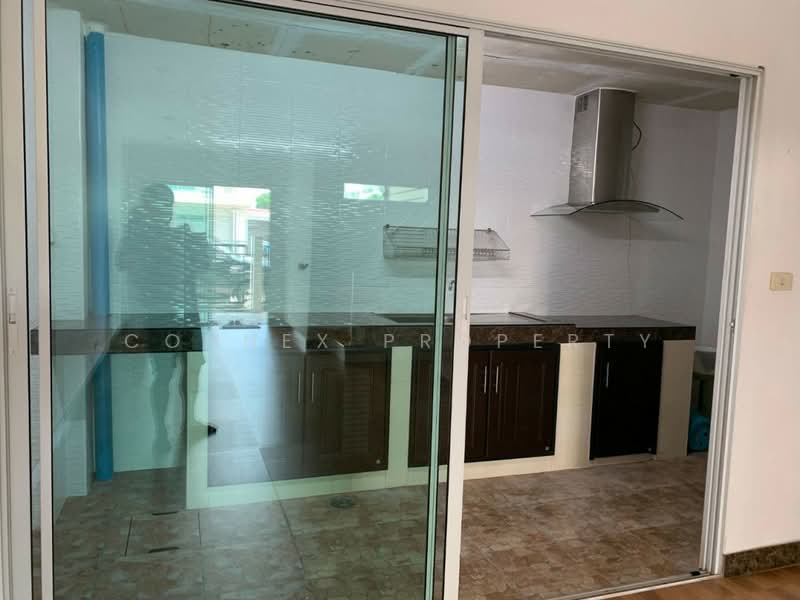 Pruksa Town Phetkasem 81, Bangkok, Soi Petchkasem 81, Nong Kham, Nong Khaem, Bangkok, 3 Bedrooms, 110 sqm, Townhouse For Sale, by Connex Property, 500467077 - DDproperty.com