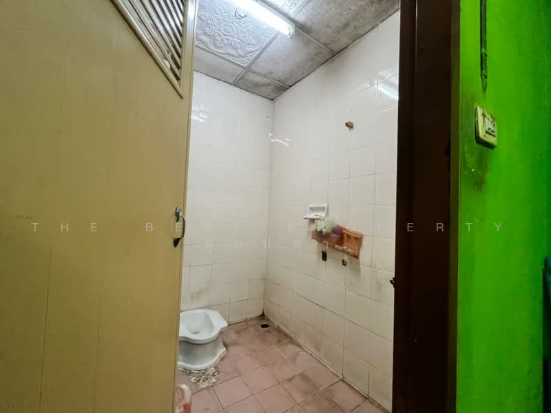 Thendad Village, Nakhon Pathom, Ban Mai, Sam Phran, Nakhon Pathom, 1 Bedroom, 150 sqm, Townhouse For Sale, by The Best Property ลูกปลา, 500467096 - DDproperty.com
