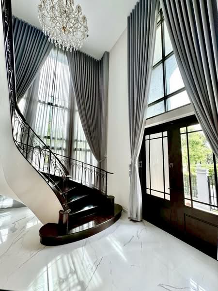 Grand Bangkok Boulevard Bangna-Onnut : แกรนด์ บางกอก บูเลอวาร์ด บางนา - อ่อนนุช, กรุงเทพ, ถนน สุขาภิบาล 2, ดอกไม้, ประเวศ, กรุงเทพ, 510 ตร.ม., บ้านเดี่ยว ให้เช่า, โดย ฝากขายบ้าน ฝากขายบ้านมือสอง ฝากขายอสัง Realty HuB, 500467100 - DDproperty.com