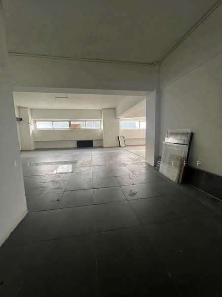 4.5-Storey Corner Commercial Shophouse, Corner Unit, Main Roadfront, Highly Visible, On Nut 41, Bangkok, Suan Luang, Suan Luang, Bangkok, , 450 sqm, Shophouse For Rent, by LINE @firststep, 500467107 - DDproperty.com