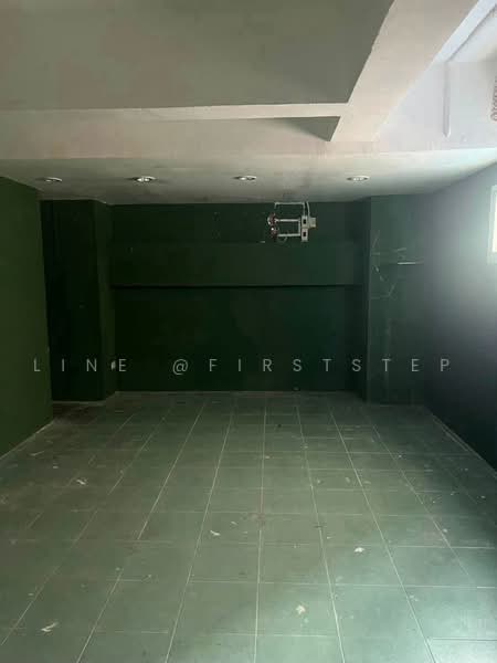 4.5-Storey Corner Commercial Shophouse, Corner Unit, Main Roadfront, Highly Visible, On Nut 41, Bangkok, Suan Luang, Suan Luang, Bangkok, , 450 sqm, Shophouse For Rent, by LINE @firststep, 500467107 - DDproperty.com