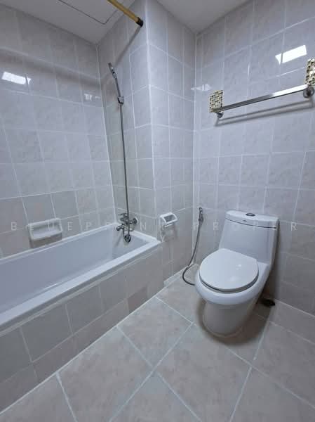 D.H.Grand Tower, Bangkok, Soi Prommit, Khlong Tan Nua, Watthana, Bangkok, 4 Bedrooms, 240 sqm, Condo For Rent, by Blueprint.property, 500467159 - DDproperty.com