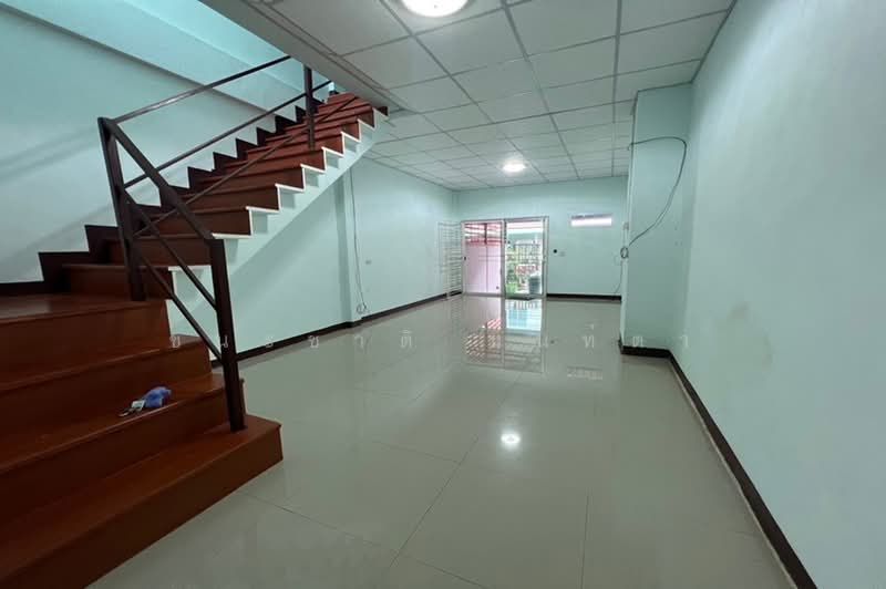 Chatpailin Ladlumkaew, Pathum Thani, Khlong Yai Road, Na-Mai, Lat Lum Kaeo, Pathum Thani, 2 Bedrooms, 100 sqm, Townhouse For Sale, by ชนะชาติ นนท์ตา, 500467189 - DDproperty.com