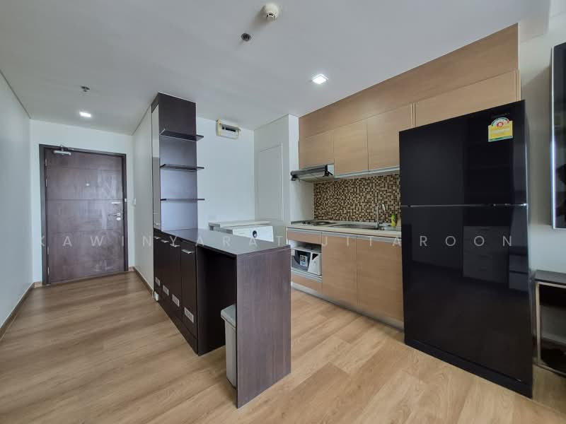 Le Luk Condominium, Bangkok, 1599 291 Sukhumvit Rd, Phra Kanong Nua, Watthana, Bangkok, 1 Bedroom, 52 sqm, Condo For Rent, by Kawinyarat Jitaroon, 500467214 - DDproperty.com