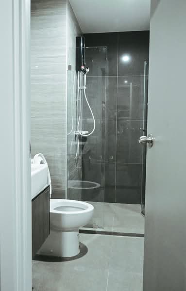 The Parkland Charan-Pinklao, Bangkok, 42 Charasanitwong, Bang Phlat, Bangkok, 1 Bedroom, 35 sqm, Condo For Sale, by คุณอาย, 500467216 - DDproperty.com