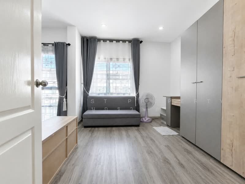 หมู่บ้านธัญดาพลัส วงแหวนฯ-เทพารักษ์ (Thanda Plus Wongwaen-Theparak), Samut Prakan, Bangphli Yai, Bang Plee, Samut Prakan, 4 Bedrooms, 150 sqm, Townhouse For Sale, by The Best Property หนูกรานต์, 500467256 - DDproperty.com