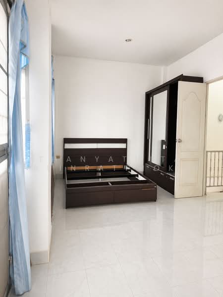 หมู่บ้านทัศนีย์ สุขสวัสดิ์ 26, Bangkok, Bangpakok, Rat Burana, Bangkok, 3 Bedrooms, 120 sqm, Semi-Detached House (Twin House) For Sale, by Thanyathita Nalinratphokin, 500467273 - DDproperty.com