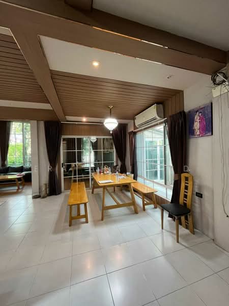 Parichart Suwinthawong, Bangkok, Khum Klao Road, Saen Sab, Min Buri, Bangkok, 4 Bedrooms, 288 sqm, Single Detached House For Sale, by ERA Thailand, 500467286 - DDproperty.com