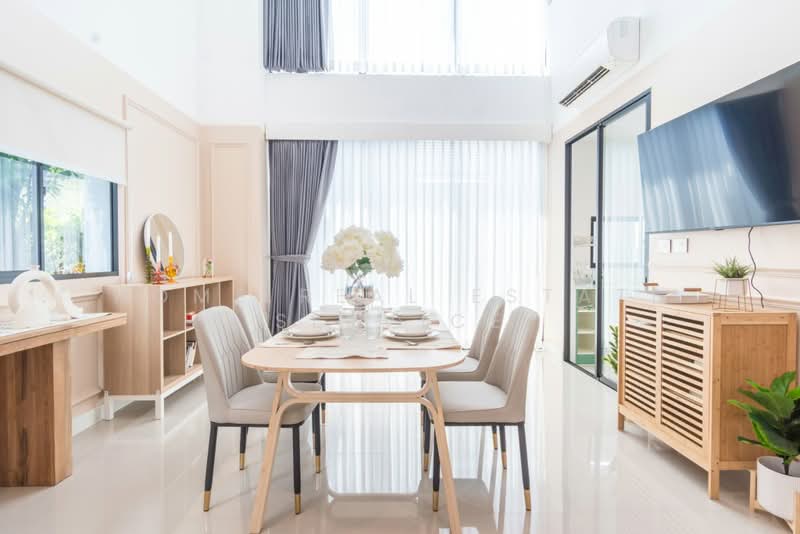 Nirvana Define Rama 9, Bangkok, Soi Thavornthawat 1, Suan Luang, Bangkok, 3 Bedrooms, 230 sqm, Townhouse For Rent, by HOME Real Estate Service, 500467288 - DDproperty.com