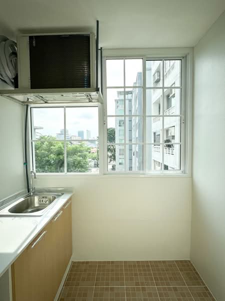 Ratchada City 18 Condominium, Bangkok, Soi 18, Ratchadaphisek Road, Samsen Nok, Huai Khwang, Bangkok, 1 Bedroom, 32 sqm, Condo For Sale, by Veera Sawatrangsri, 500467297 - DDproperty.com