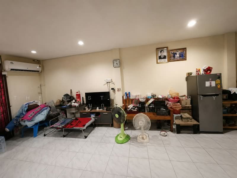 หมู่บ้านรุ่งกิจวิลล่า9 ร่มเกล้า58, กรุงเทพ, คลองสามประเวศ, ลาดกระบัง, กรุงเทพ, 90 ตร.ม., ทาวน์เฮ้าส์ ขาย, โดย The Best Property หนูกรานต, 500467307 - DDproperty.com