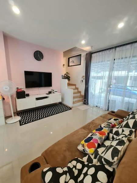 Time Home 2 Suanluang-Onnut, Bangkok, Kanchanaphisek Road, Dok Mai, Prawet, Bangkok, 3 Bedrooms, 93 sqm, Townhouse For Rent, by Living Condo, 500467330 - DDproperty.com