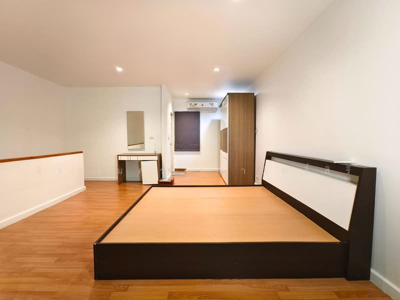 The Metro Rama 9, Bangkok, Soi 3/2, Prawet, Bangkok, 3 Bedrooms, 150 sqm, Townhouse For Sale, by จิระเมศร์ วราสิทธิ์สิริ, 500467333 - DDproperty.com