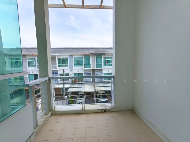 The Metro Rama 9, Bangkok, Soi 3/2, Prawet, Bangkok, 3 Bedrooms, 150 sqm, Townhouse For Sale, by จิระเมศร์ วราสิทธิ์สิริ, 500467333 - DDproperty.com