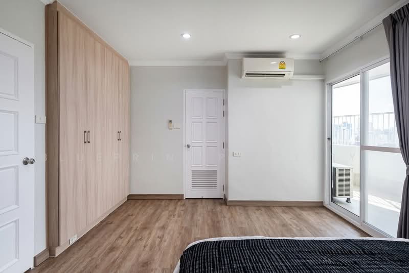 Fifty Fifth Tower, Bangkok, 84 Soi Sukhumvit 55, Sukhumvit Road, Khlong Tan Nua, Watthana, Bangkok, 3 Bedrooms, 223 sqm, Condo For Rent, by Blueprint.property, 500467336 - DDproperty.com