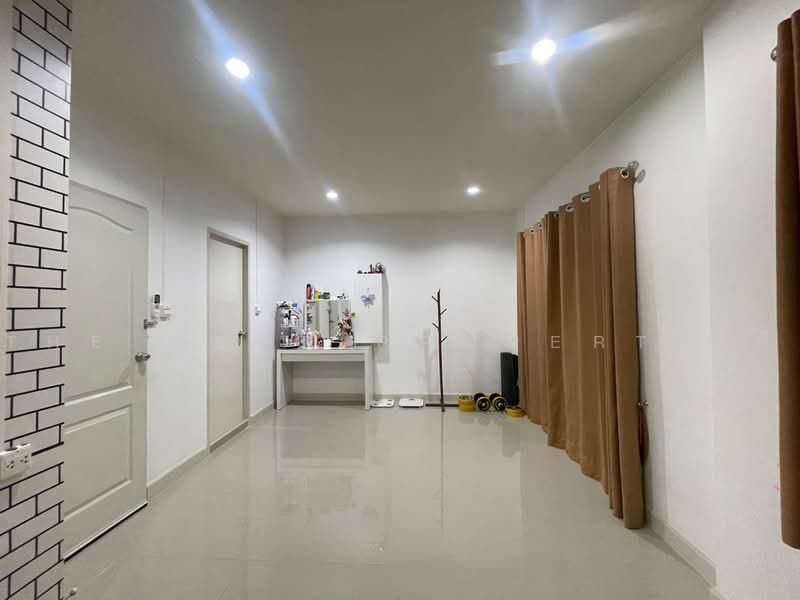 พิศาล 2 ลาดกระบัง, Bangkok, Thab Yao, Lat Krabang, Bangkok, 3 Bedrooms, 100 sqm, Townhouse For Sale, by The Best Property ตี, 500467343 - DDproperty.com