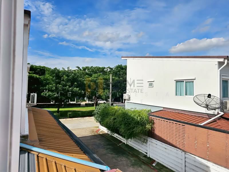 Q District Gusto Donmuang-Songprapa, Bangkok, Songprapa Road, Si Khan, Don Mueang, Bangkok, 3 Bedrooms, 108 sqm, Townhouse For Sale, by HOME Real Estate Service, 500467348 - DDproperty.com