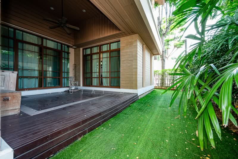 Baan Sansiri Sukhumvit 67, Bangkok, 32 Soi Sukhumvit 67, Phra Kanong Nua, Watthana, Bangkok, 4 Bedrooms, 394 sqm, Single Detached House For Rent, by Kanrutai Dawruang, 500467371 - DDproperty.com
