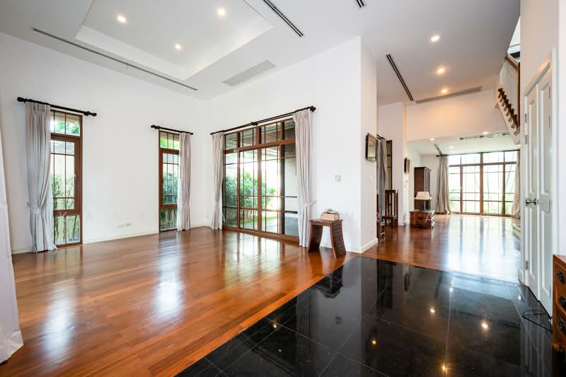 Baan Sansiri Sukhumvit 67, Bangkok, 32 Soi Sukhumvit 67, Phra Kanong Nua, Watthana, Bangkok, 4 Bedrooms, 394 sqm, Single Detached House For Rent, by Kanrutai Dawruang, 500467371 - DDproperty.com
