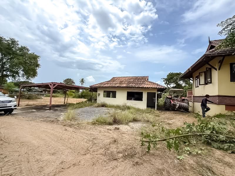 Land for Sale Nong Pla Lai East Pattaya 3 Rai 1 Ngan 10 Sq.w, Chon Buri (Pattaya), Bang Lamung, Bang Lamung (Pattaya), Chon Buri (Pattaya), , 5,240 sqm, Land For Sale, by PLC real estate, 500467376 - DDproperty.com