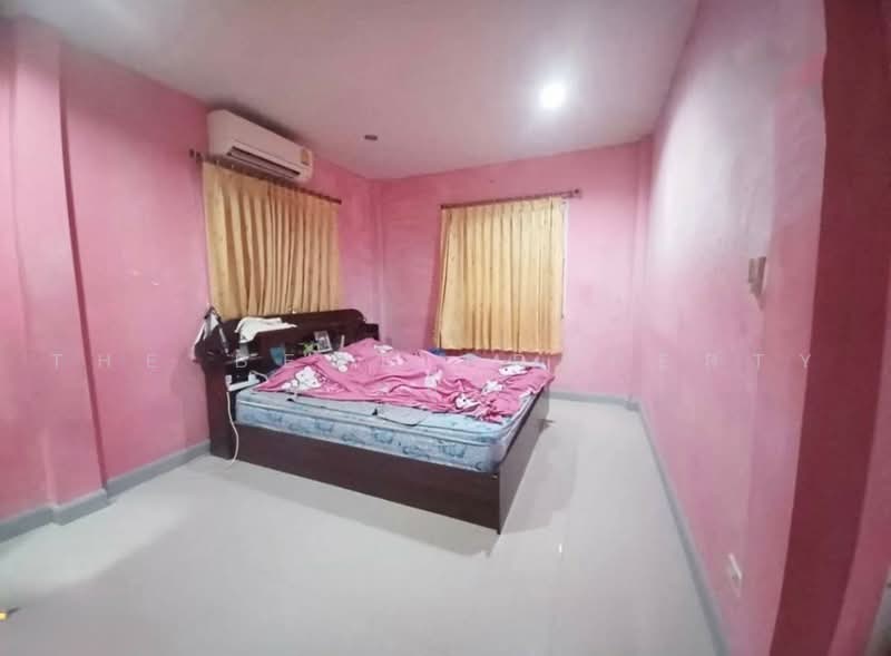 หมู่บ้านอัฐภิญญา พานทอง, Chon Buri (Pattaya), Phan Thong, Chon Buri (Pattaya), 2 Bedrooms, 100 sqm, Townhouse For Sale, by The Best Property หนุ่ย, 500467386 - DDproperty.com