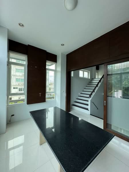 อาคารให้เช่า ลาดพร้าว รามอินทรา ทาวน์อินทาวน์ : Buildings for rent in Ladprao, Ramintra, Town in Tow, กรุงเทพ, พลับพลา, วังทองหลาง, กรุงเทพ, 800 ตร.ม., ตึกแถว-อาคารพาณิชย์ ให้เช่า, โดย TOAH T., 500467387 - DDproperty.com