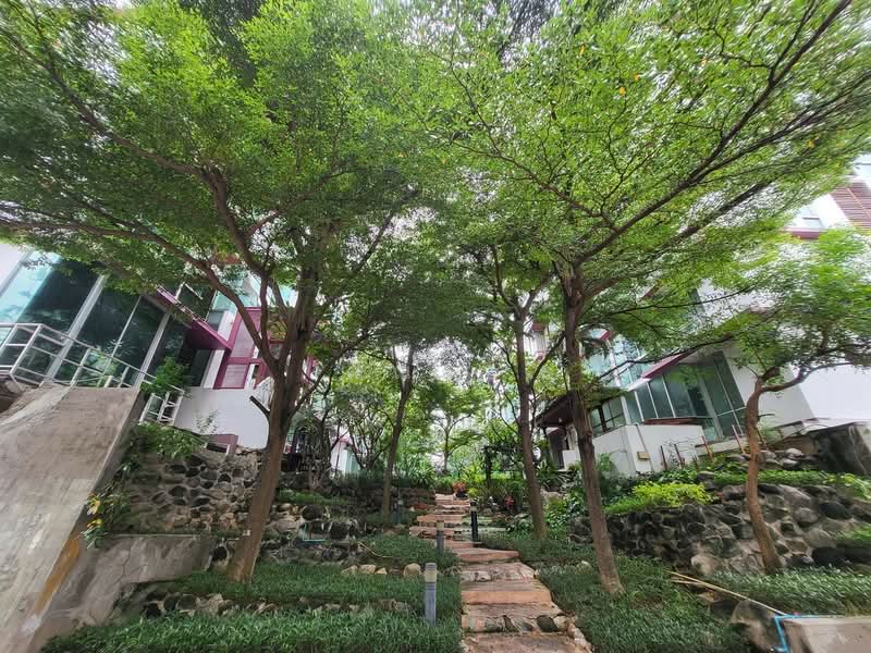 The IRIS Rama 9-Srinakarin, Bangkok, Srinakarin Road, Suan Luang, Bangkok, 1 Bedroom, 32 sqm, Condo For Sale, by คุณเอ๋, 500467397 - DDproperty.com