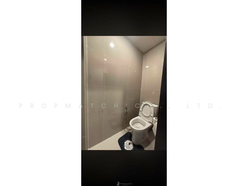 XT Huaikhwang, Bangkok, 244 Ratchadaphisek Road, Huai Khwang, Bangkok, 1 Bedroom, 30 sqm, Condo For Rent, by PROPMATCH CO., LTD., 500467399 - DDproperty.com