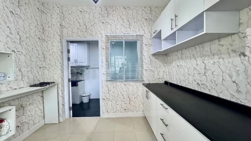 Lalin Town Lanceo CRIB2 Latkrabang-Suvarnabhumi, Samut Prakan, Bang Pla, Bang Plee, Samut Prakan, 4 Bedrooms, 280 sqm, Single Detached House For Sale, by คุณ อรวรรณ (ออ), 500467417 - DDproperty.com