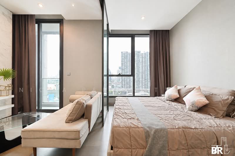 The Esse at Singha Complex, Bangkok, 1788 New Petchaburi Rd, Khlongtoei Nua, Watthana, Bangkok, 1 Bedroom, 35 sqm, Condo For Rent, by Nicha Peerakittikul, 500467442 - DDproperty.com