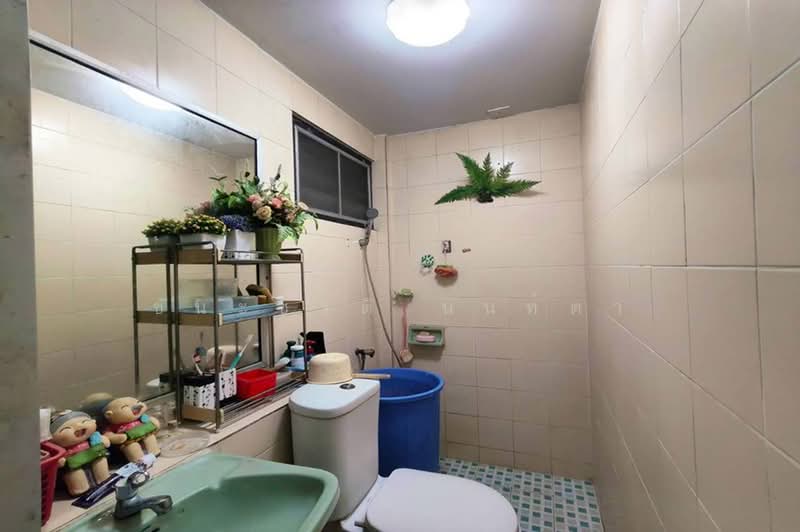 หมู่บ้านปรางทิพย์ (ซอยลาดพร้าว 95), Bangkok, Khlong Chaokhun Sing, Wang Thonglang, Bangkok, 6 Bedrooms, 320 sqm, Townhouse For Sale, by ชนะชาติ นนท์ตา, 500467449 - DDproperty.com