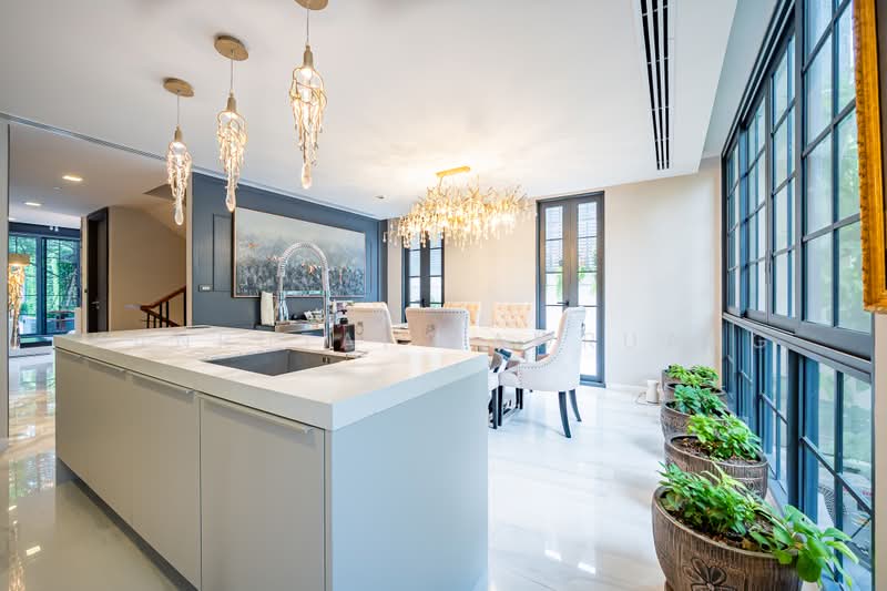 Quarter 31, Bangkok, 333 Soi Sukhumvit 31, Khlong Tan Nua, Watthana, Bangkok, 4 Bedrooms, 425 sqm, Townhouse For Sale, by Kanrutai Dawruang, 500467465 - DDproperty.com