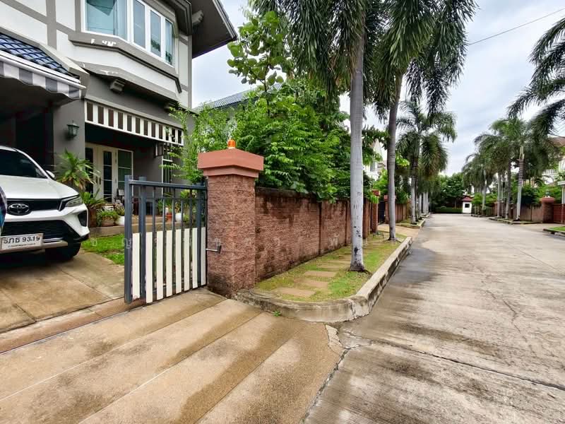 Laddarom Ratchaphruek-Pinklao, Bangkok, Ratchaphruek-Pinklao Road, Taling Chan, Bangkok, 3 Bedrooms, 276 sqm, Single Detached House For Sale, by ชญาพิชชา พันธกิจ, 500467483 - DDproperty.com