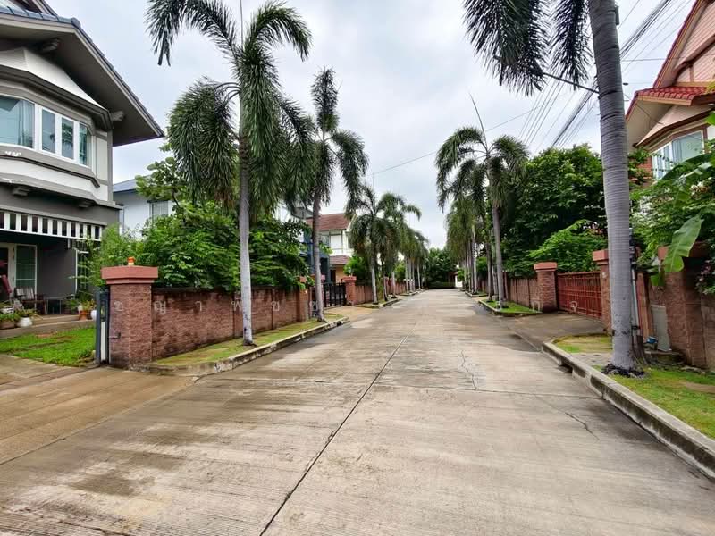 Laddarom Ratchaphruek-Pinklao, Bangkok, Ratchaphruek-Pinklao Road, Taling Chan, Bangkok, 3 Bedrooms, 276 sqm, Single Detached House For Sale, by ชญาพิชชา พันธกิจ, 500467483 - DDproperty.com
