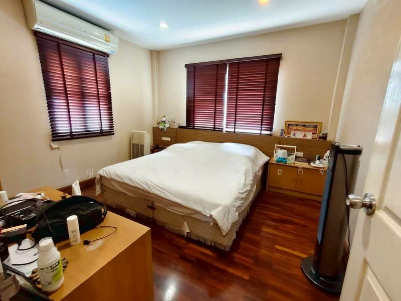 Laddarom Ratchaphruek-Pinklao, Bangkok, Ratchaphruek-Pinklao Road, Taling Chan, Bangkok, 3 Bedrooms, 276 sqm, Single Detached House For Sale, by ชญาพิชชา พันธกิจ, 500467483 - DDproperty.com