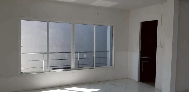 อาคารให้เช่า ลาดพร้าว รามอินทรา : Buildings for rent in Ladprao-Ramintra area, Bangkok, Lat Phrao, Bangkok, , 550 sqm, Shophouse For Rent, by TOAH T., 500467486 - DDproperty.com