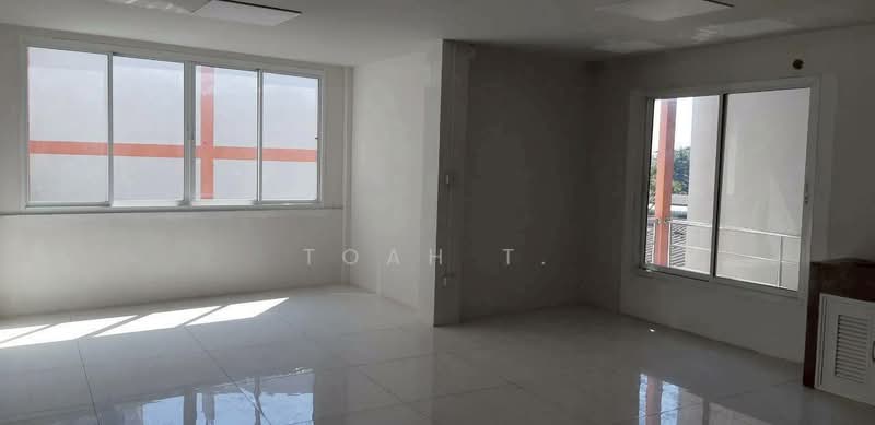 อาคารให้เช่า ลาดพร้าว รามอินทรา : Buildings for rent in Ladprao-Ramintra area, Bangkok, Lat Phrao, Bangkok, , 550 sqm, Shophouse For Rent, by TOAH T., 500467486 - DDproperty.com