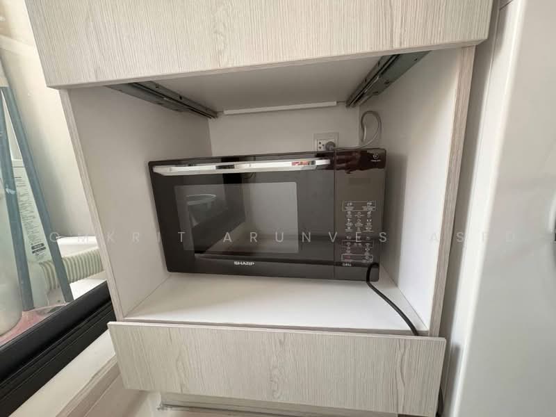 Life Asoke, Bangkok, Asoke-Dindang Road, Bang Kapi, Huai Khwang, Bangkok, 1 Bedroom, 33 sqm, Condo For Rent, by Komkrit Arunvessased, 500467488 - DDproperty.com