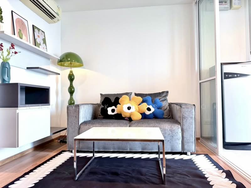 The Base Sukhumvit 77, Bangkok, 289 Sukhumvit 77 Road, Phra Kanong Nua, Watthana, Bangkok, 1 Bedroom, 30 sqm, Condo For Rent, by Natlyn Kongsapook, 500467497 - DDproperty.com