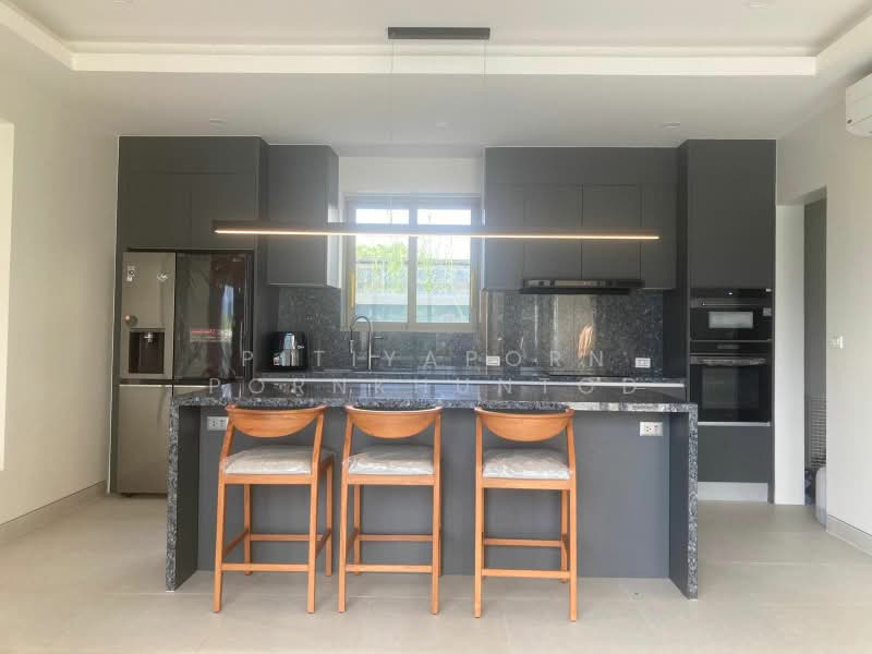 The Lake House, Phuket, 4 Soi Mittraphap, Choeng Thale, Thalang, Phuket, 4 Bedrooms, 315 sqm, Villa For Rent, by Pitiyaporn Pornkhuntod, 500467505 - DDproperty.com