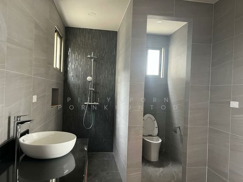 The Lake House, Phuket, 4 Soi Mittraphap, Choeng Thale, Thalang, Phuket, 4 Bedrooms, 315 sqm, Villa For Rent, by Pitiyaporn Pornkhuntod, 500467505 - DDproperty.com