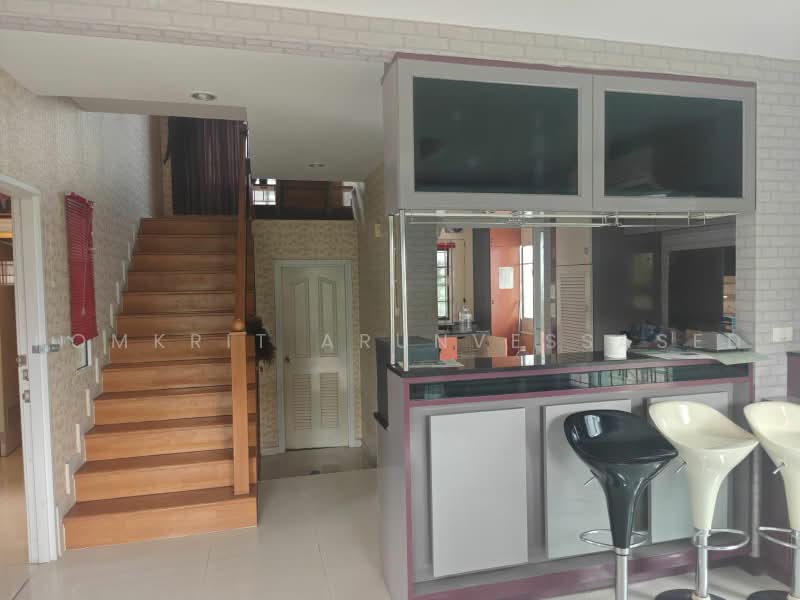 Passorn Bangna-Wongwaen, Samut Prakan, Sukhapiban 2 Soi 27, Rachathewa, Bang Plee, Samut Prakan, 4 Bedrooms, 250 sqm, Single Detached House For Rent, by Komkrit Arunvessased, 500467514 - DDproperty.com