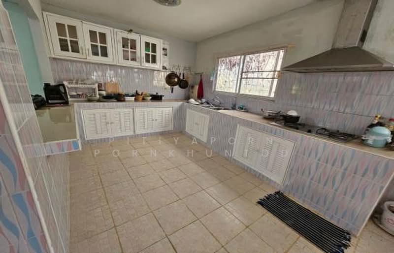 5-BR House, Chon Buri (Pattaya), Sattahip, Chon Buri (Pattaya), 5 Bedrooms, 410 sqm, Single Detached House For Rent, by Pitiyaporn Pornkhuntod, 500467517 - DDproperty.com
